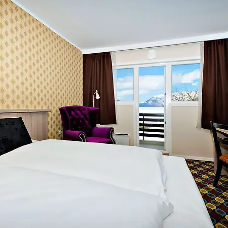 Szálloda Havila Raftevold Hornindal