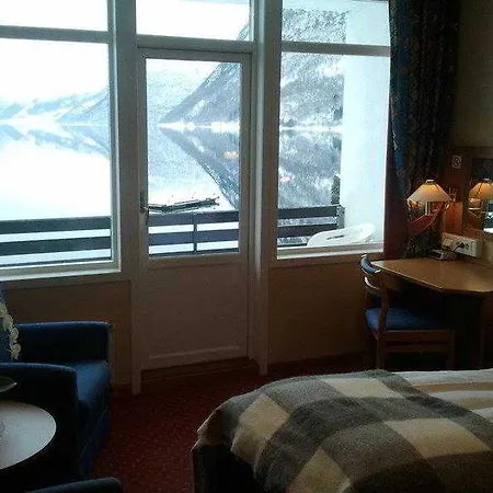 Szálloda Havila Raftevold Hornindal