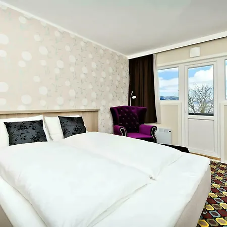 Havila Raftevold 4* Hornindal